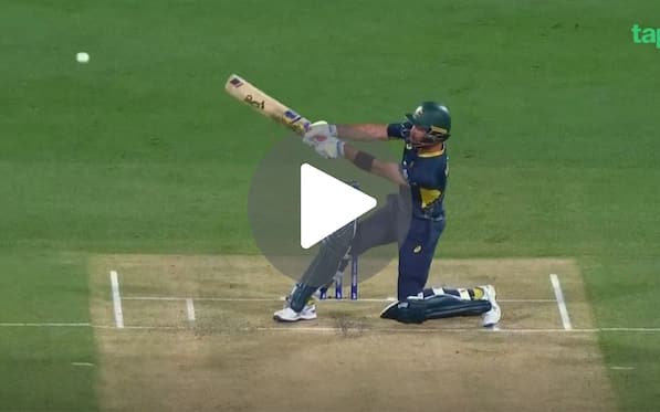 [Watch] Maxwell Humiliates Shaheen Afridi And Naseem Shah With Switch-Hits